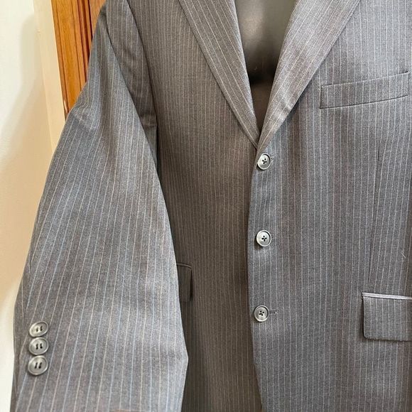 Arnold Brant Grey Pinstripe Suit Jacket and Pants Size 44R - Picture 5 of 16
